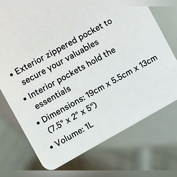 Lululemon NWT Unisex Everywhere Belt Bag 1L Manifesto Print Black/Silver - Picture 10 of 10